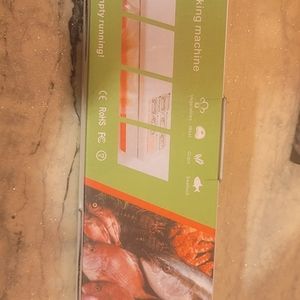 Brand new food saver / automatic packing , selling machine